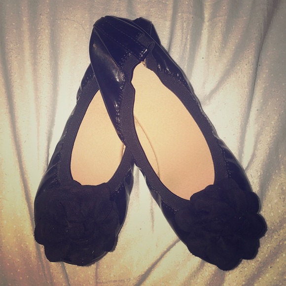 Black ballet flats - Picture 1 of 2